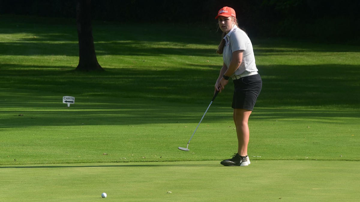 Women's Golf Begins Season at CCAC Cup