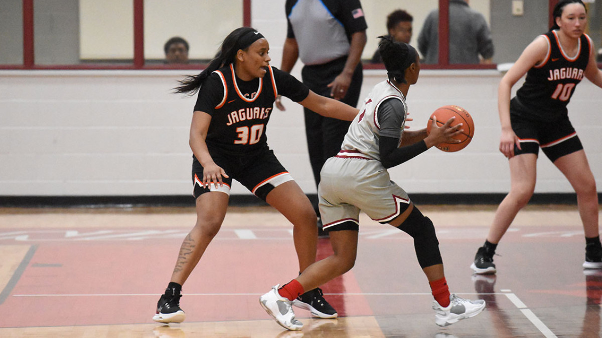 Sims Holds Block Party in GSU Victory over IU Northwest