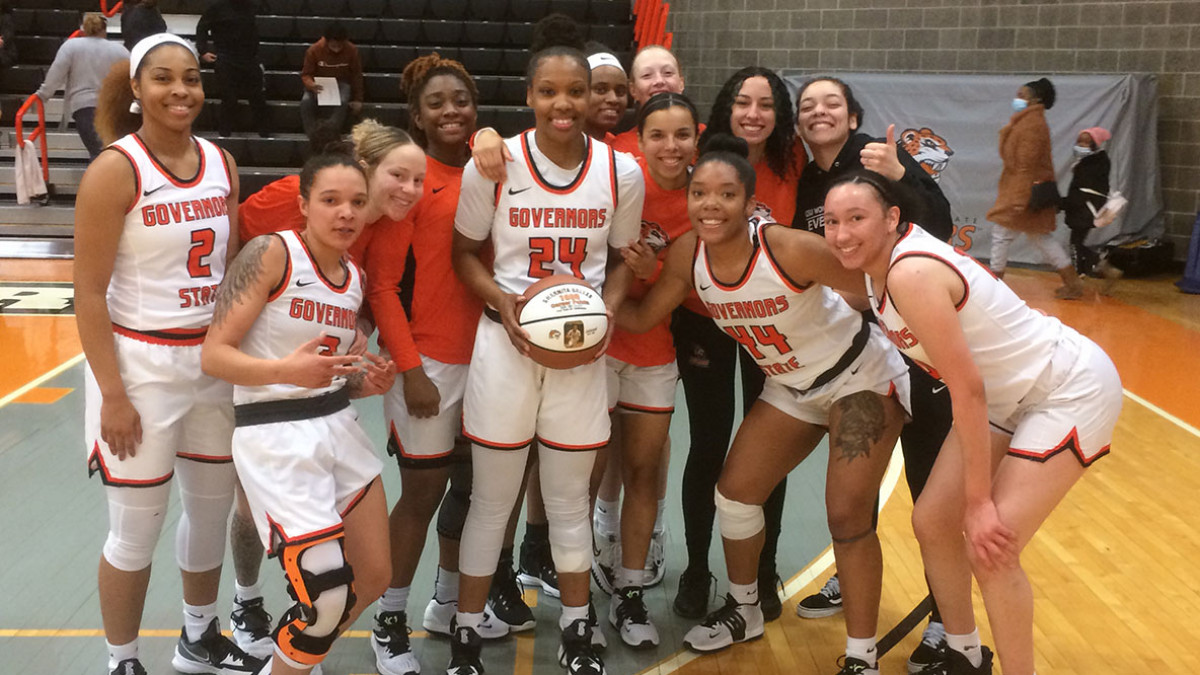 Breeze Hits a Grand as the Jaguars Roll to Big Home Win