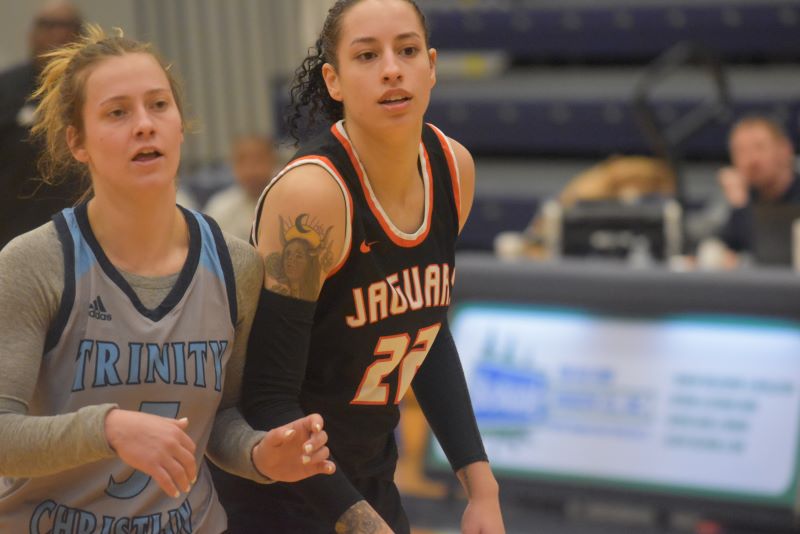 The Jaguars' Aaliyah Hull (22) had a game-high 10 rebounds and scored seven points.