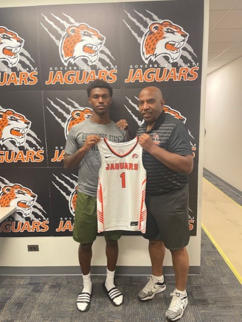 JAVON JOHNSON SIGNS NATIONAL LETTER OF INTENT WITH GSU JAGUARS MEN'S BASKETBALL