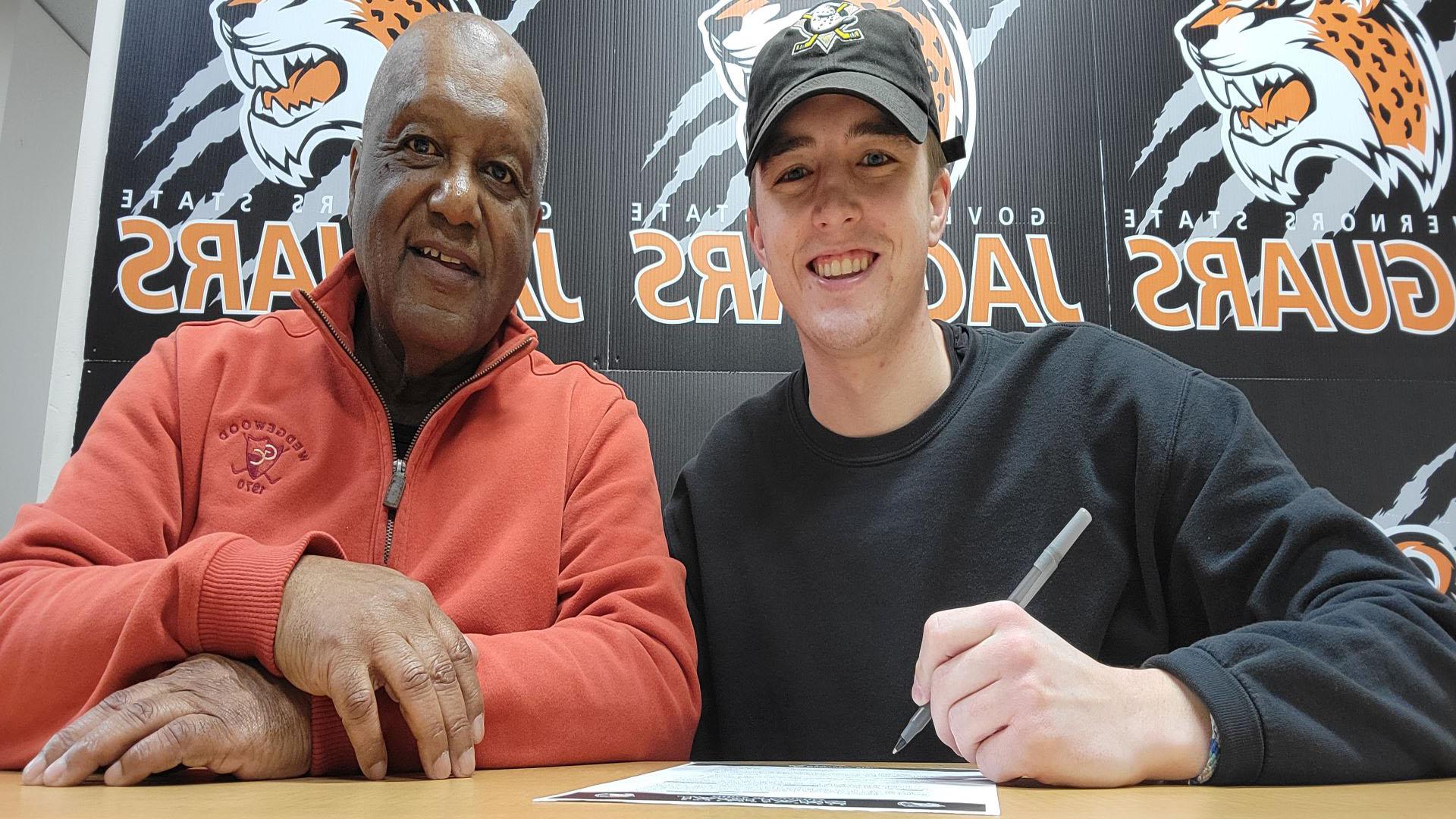 DOMINIC DALPOLO SIGNS MEN'S GOLF NATIONAL LETTER OF INTENT WITH JAGUARS