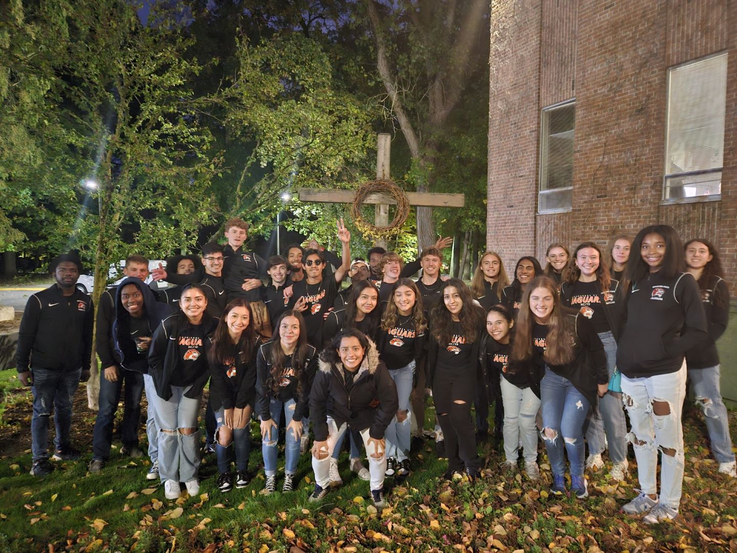 GSU's men's and women's cross country teams pictured at the Midwest Classic meet in Grand Rapids, Michigan last weekend.